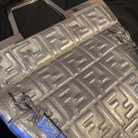 ! RARE FIND ! Brand new FENDI ‘Flap Foldover’ Bag in silver FF Mirror leather. - Picture 12 of 13